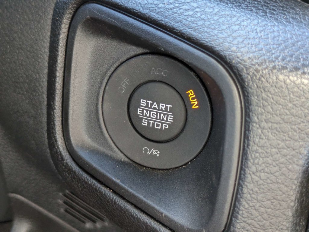 Used 2024 Jeep Wrangler Sport AWD/4WD image 27