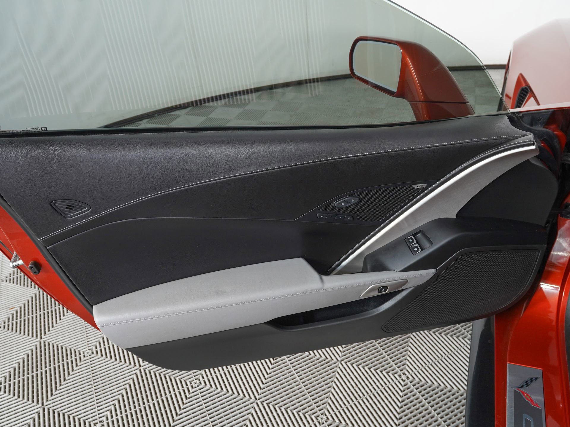 Used 2015 Chevrolet Corvette Stingray Convertible w/ 2LT Preferred Equipment Group image 16