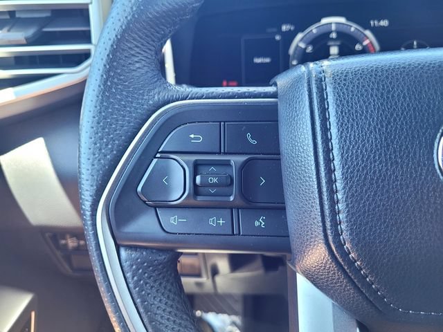 Used 2025 Toyota Tundra Limited AWD/4WD image 24