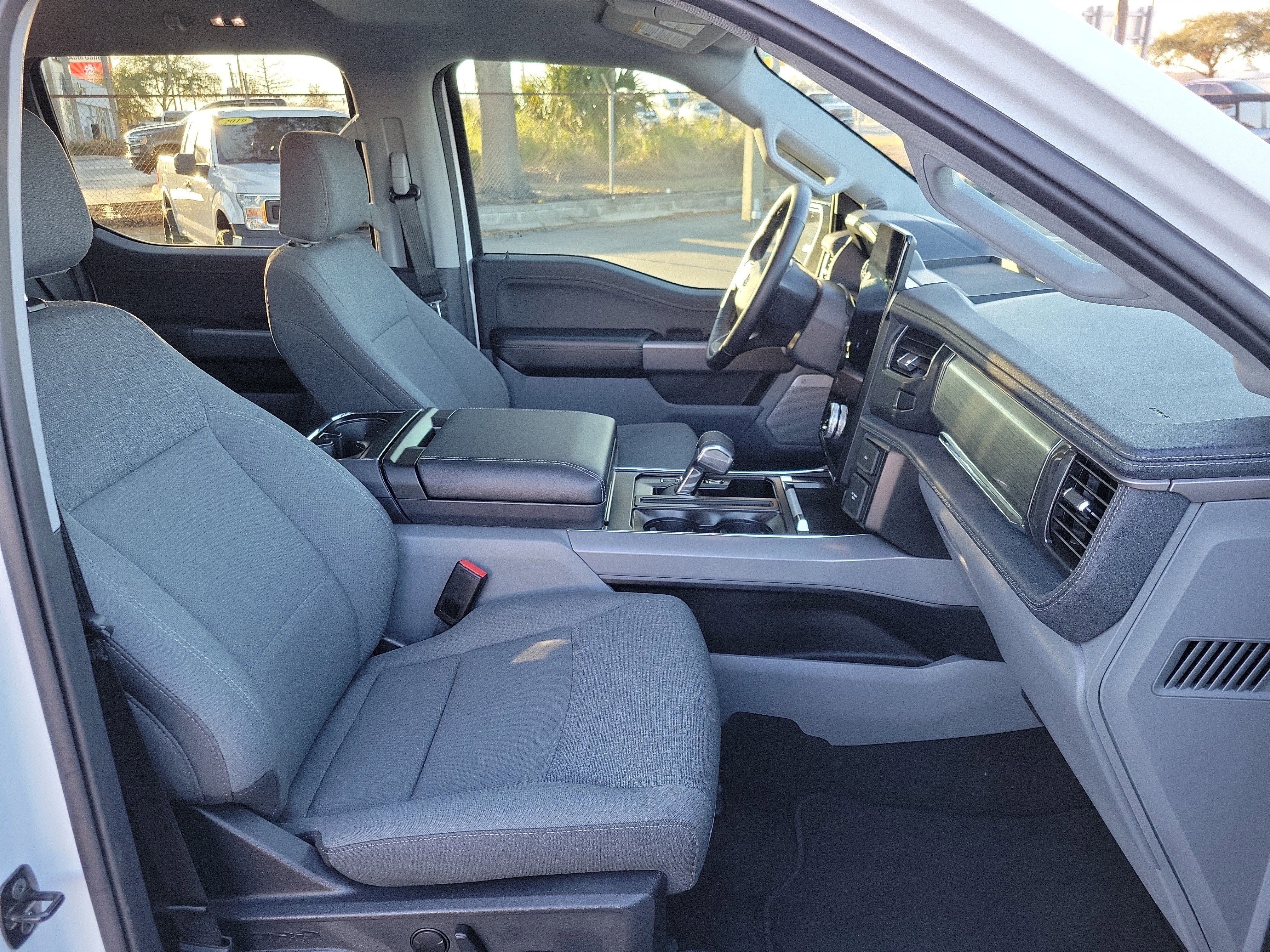 Used 2024 Ford F150 Lightning Flash image 30