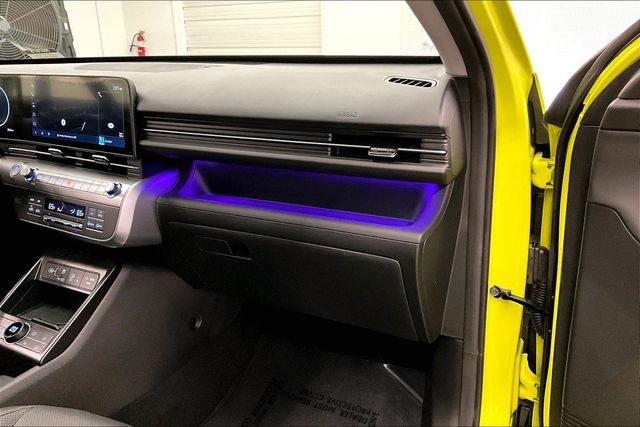 Used 2025 Hyundai Kona Limited FWD image 19