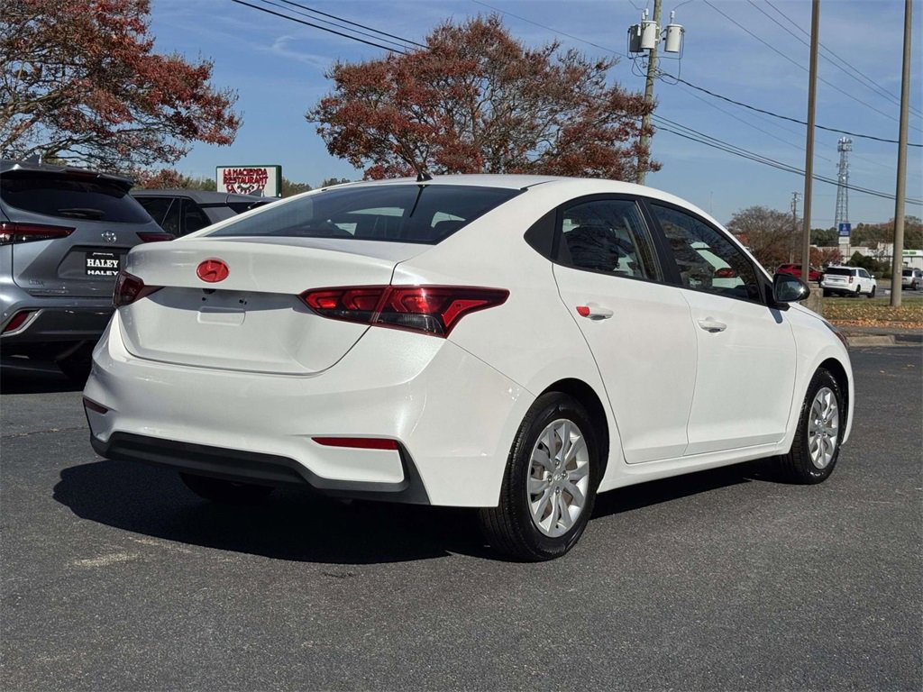 Used 2021 Hyundai Accent SE image 20