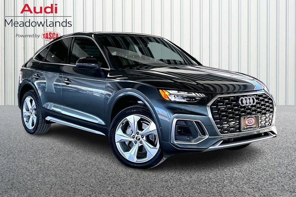 Used 2023 Audi Q5 2.0T Prestige w/ Prestige Package image 3