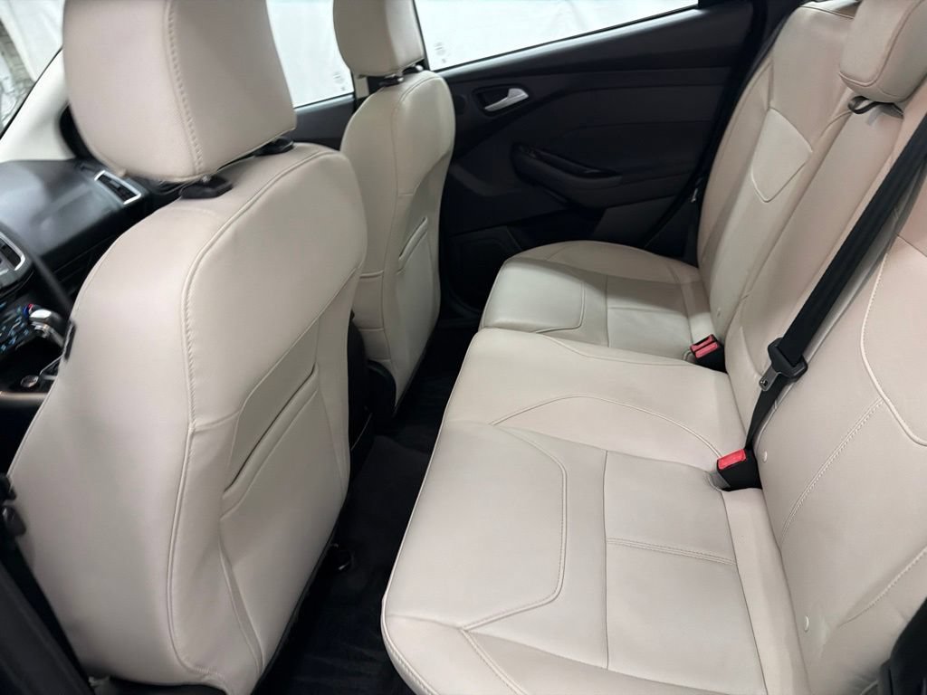 Used 2017 Ford Focus Titanium w/ Titanium Technology Package FWD image 21