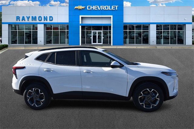 New 2026 Chevrolet Trax LT w/ Driver Confidence Package video 2