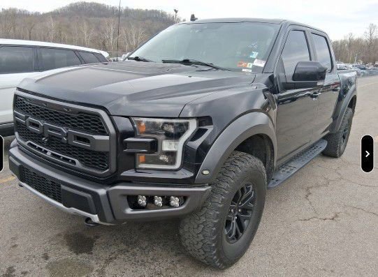 Used 2019 Ford F150 Raptor w/ Equipment Group 802A Luxury AWD/4WD image 1