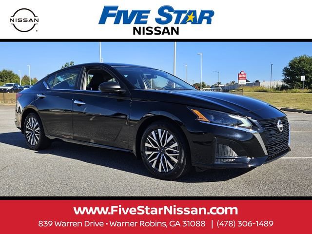 New 2025 Nissan Altima 2.5 SV