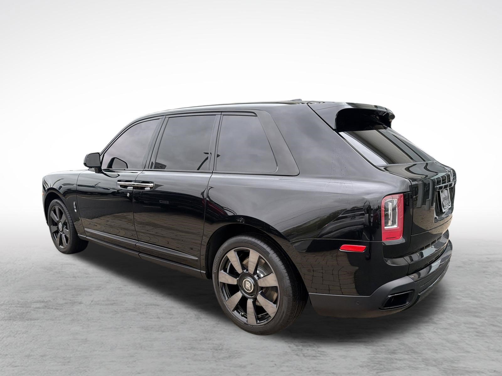 Certified 2023 Rolls-Royce Cullinan w/ Cullinan Package AWD/4WD image 3