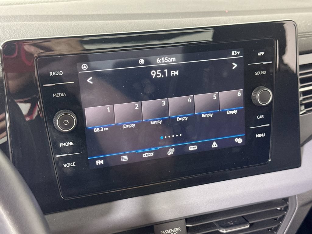 Used 2025 Volkswagen Jetta SE FWD image 29