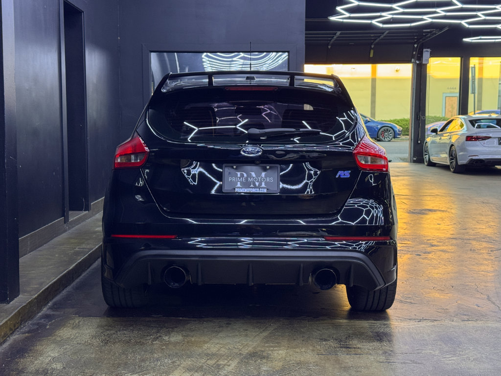 Used 2017 Ford Focus RS AWD/4WD image 10