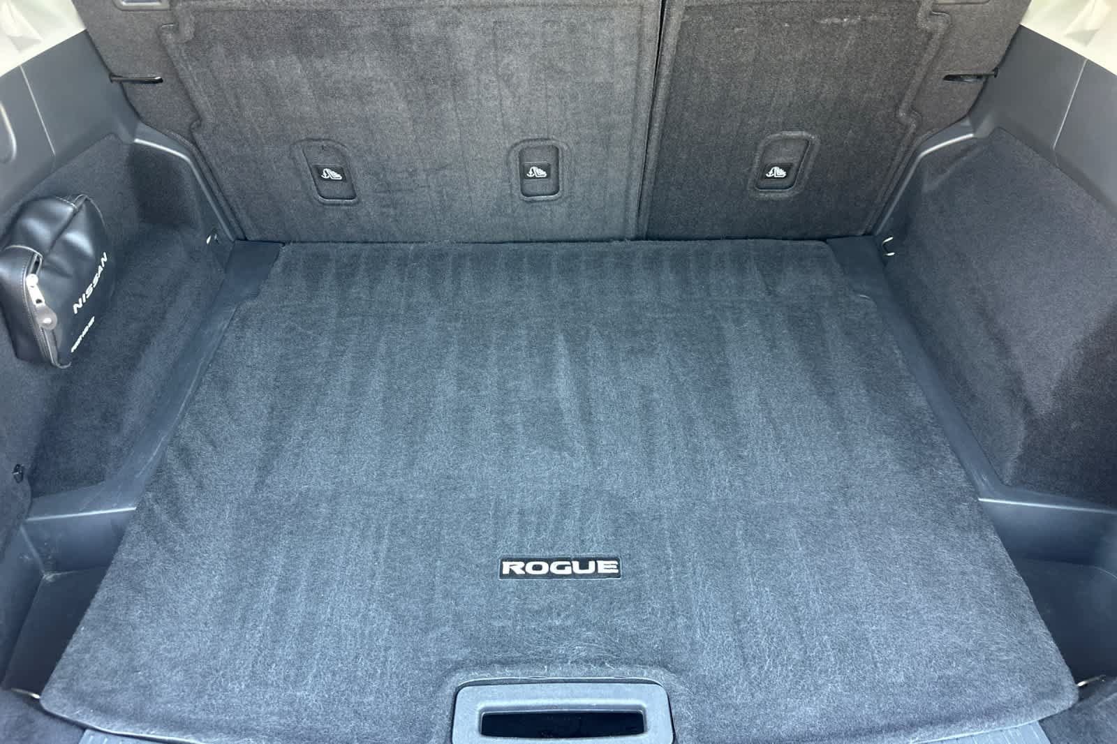 Used 2024 Nissan Rogue SV AWD/4WD image 15