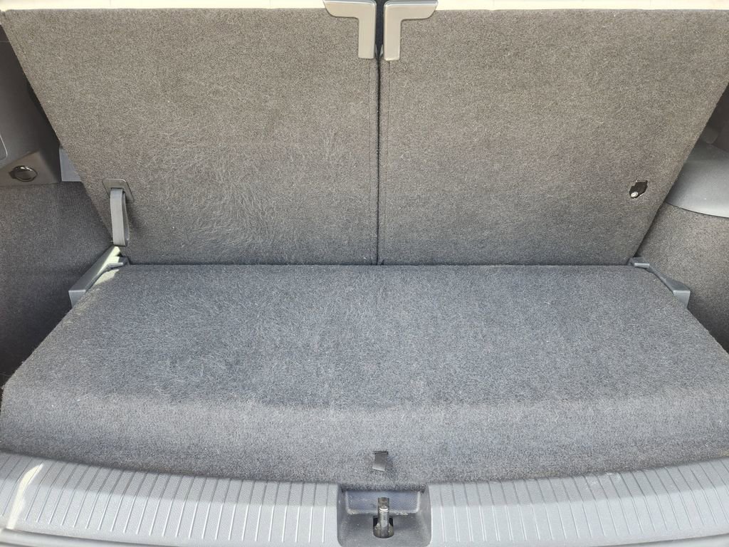 Used 2021 Volkswagen Tiguan S image 31