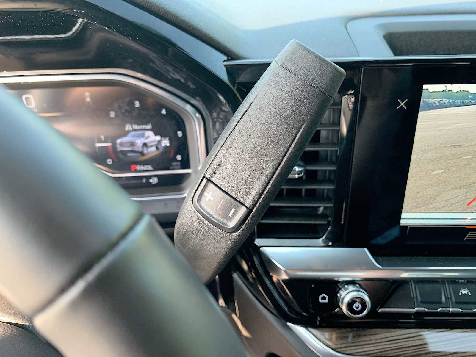 Certified 2025 GMC Sierra 1500 Elevation image 16