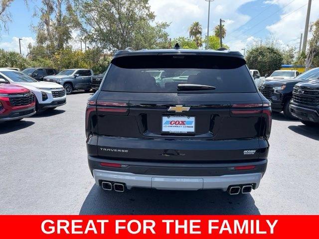 Used 2026 Chevrolet Traverse LT w/ Driver Confidence Package FWD image 5