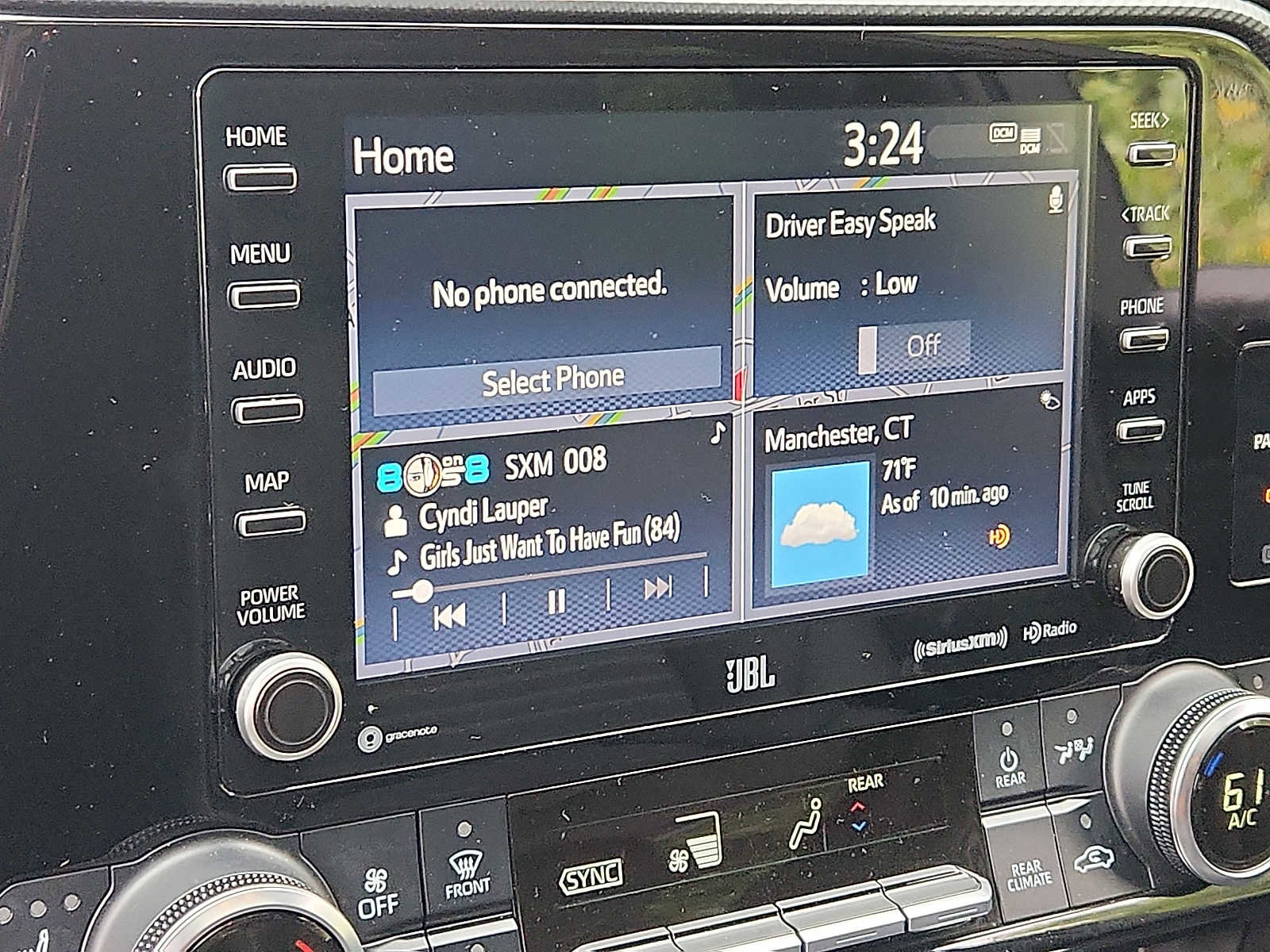 Used 2022 Toyota Highlander XSE image 17