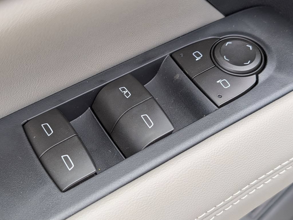 New 2026 GMC Terrain Elevation w/ Elevation Premium Package AWD/4WD image 44