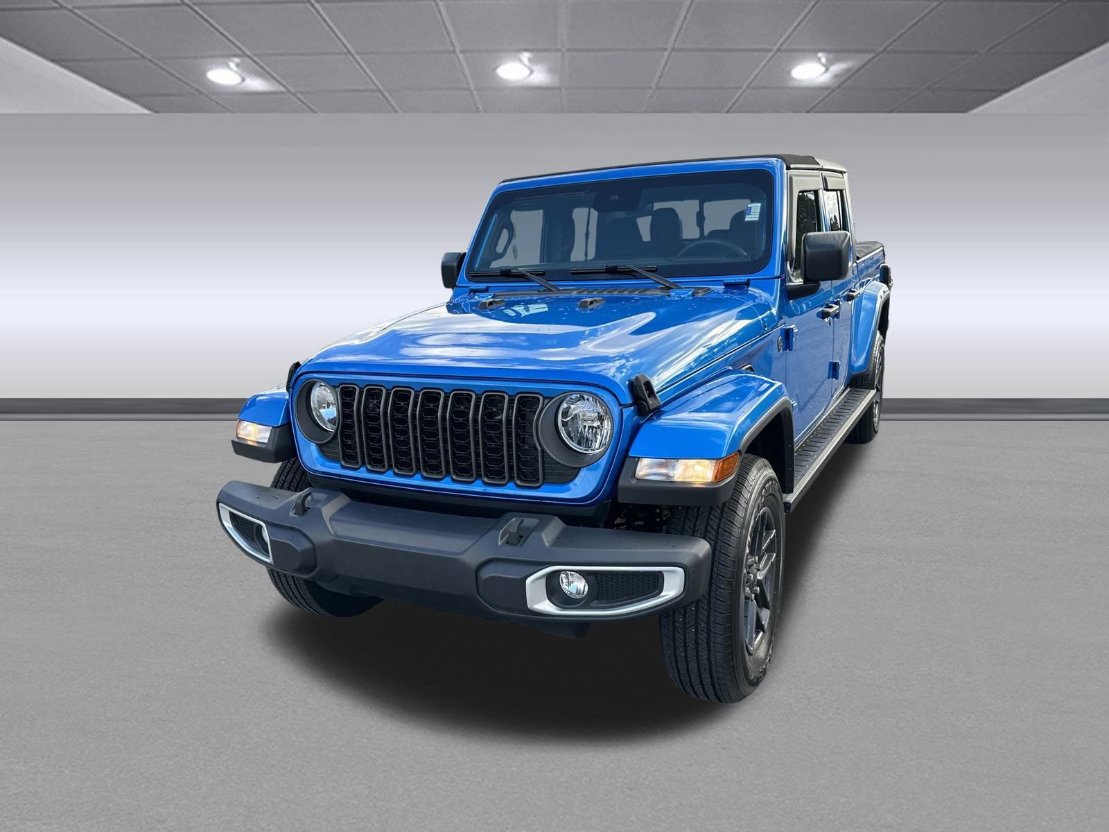 Used 2024 Jeep Gladiator Sport image 7
