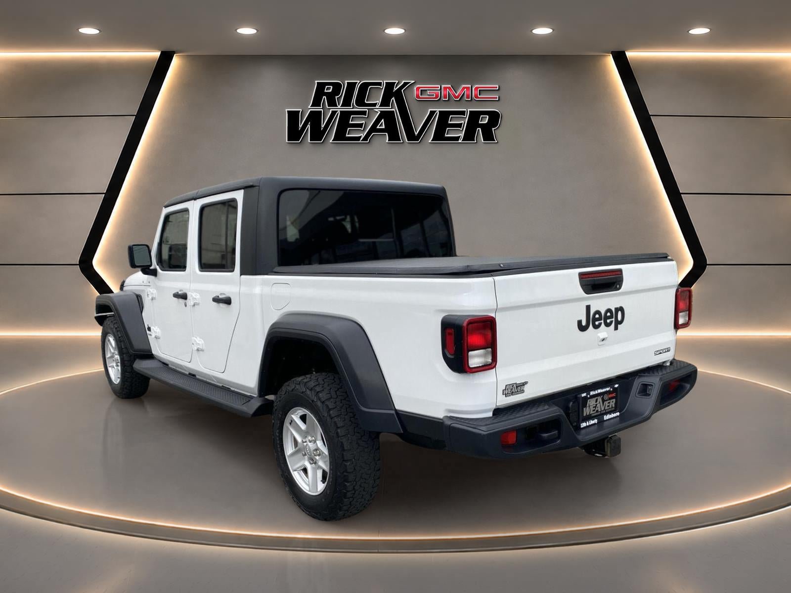 Used 2020 Jeep Gladiator Sport w/ Quick Order Package 23S AWD/4WD image 4