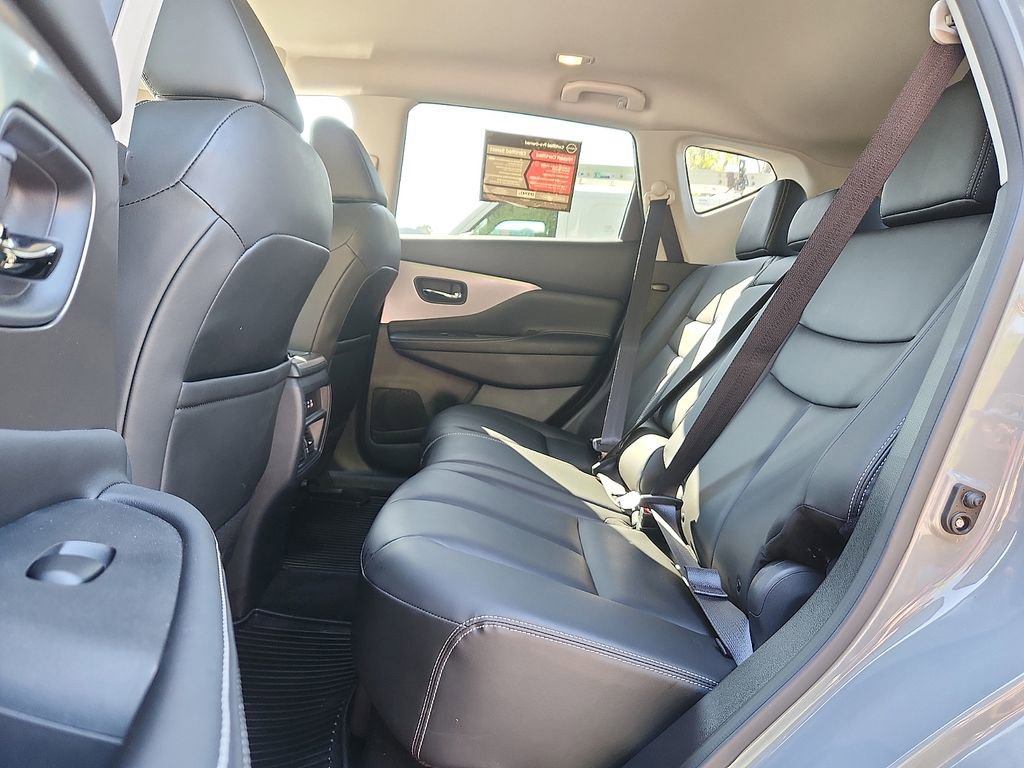 Certified 2024 Nissan Murano SV w/ SV Midnight Edition Package AWD/4WD image 11