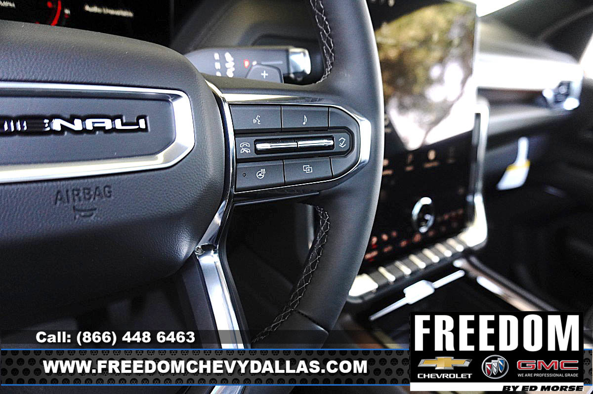 New 2026 GMC Yukon Denali w/ Sun & Power Step Package AWD/4WD image 28