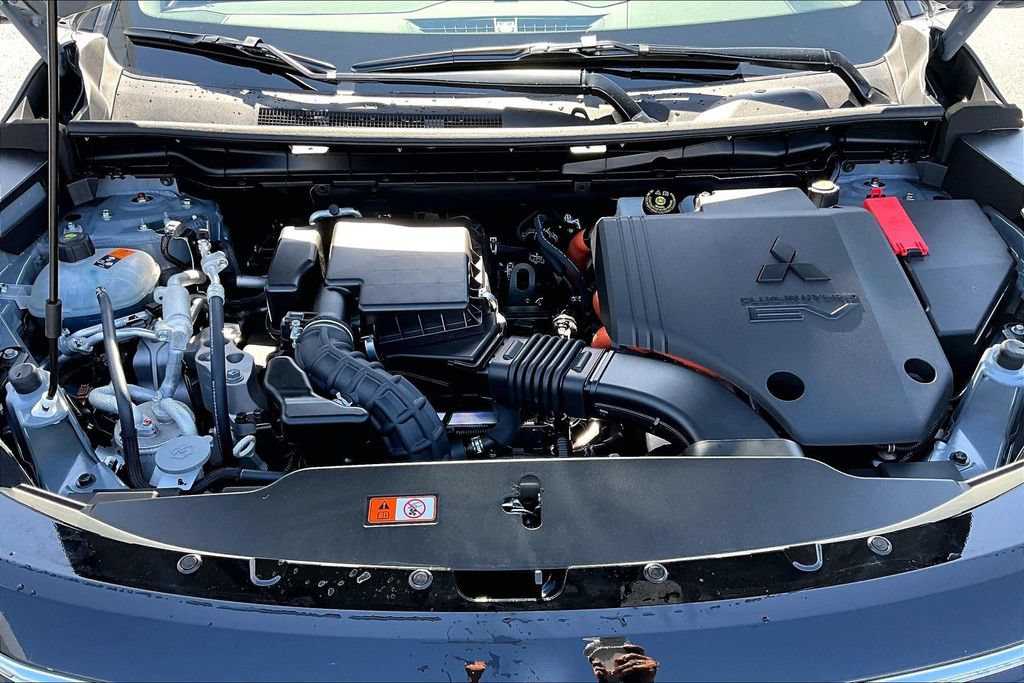 New 2026 Mitsubishi Outlander SE AWD/4WD image 12