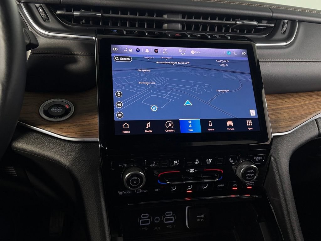 Certified 2023 Jeep Grand Cherokee Summit w/ Luxury Tech Group V AWD/4WD image 14