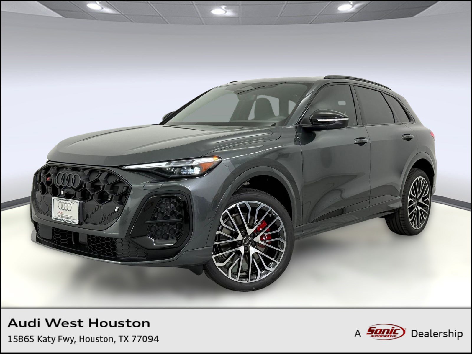 New 2025 Audi SQ5 Prestige