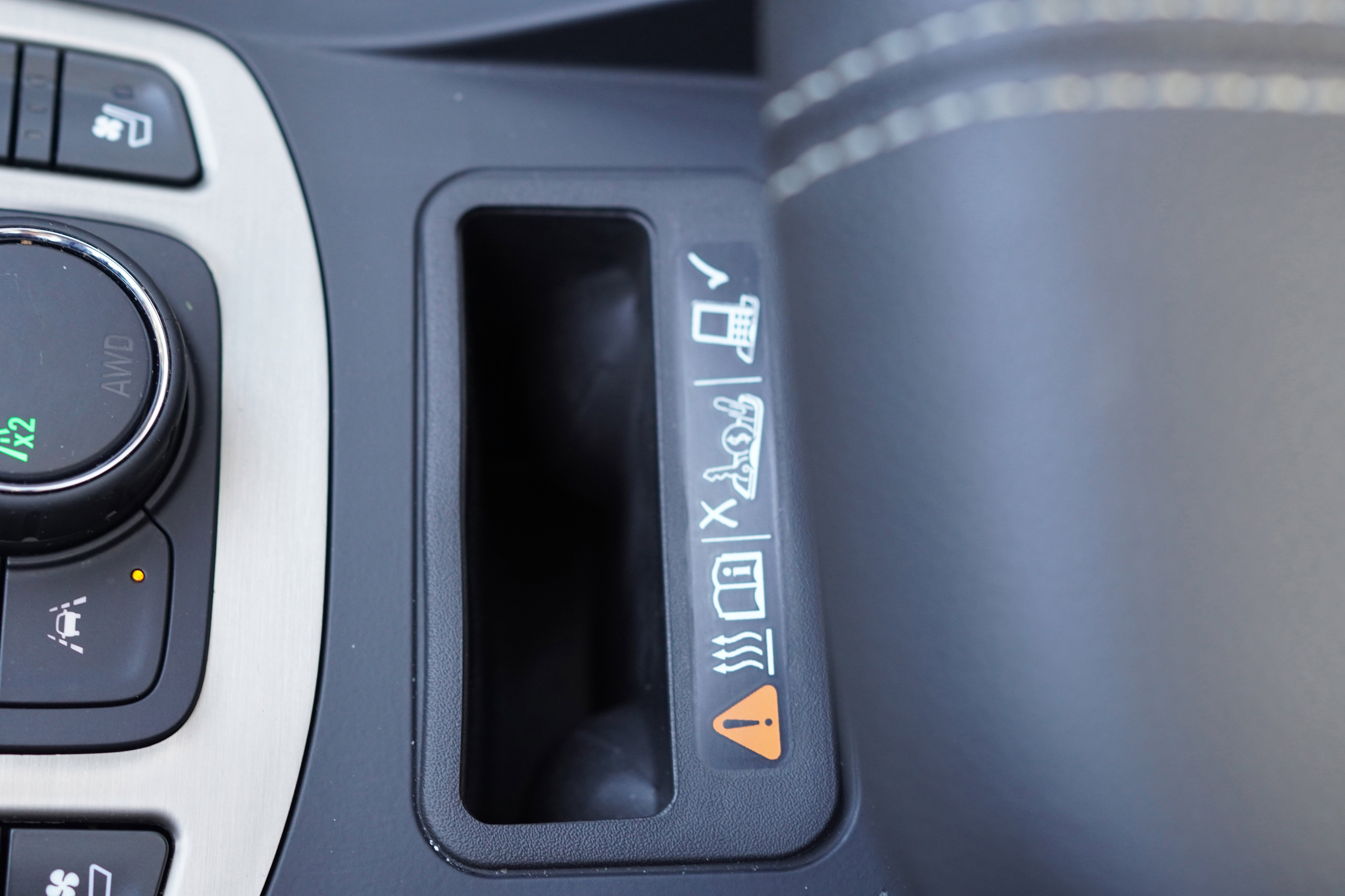 Used 2024 GMC Terrain Denali w/ Denali Premium Package image 46