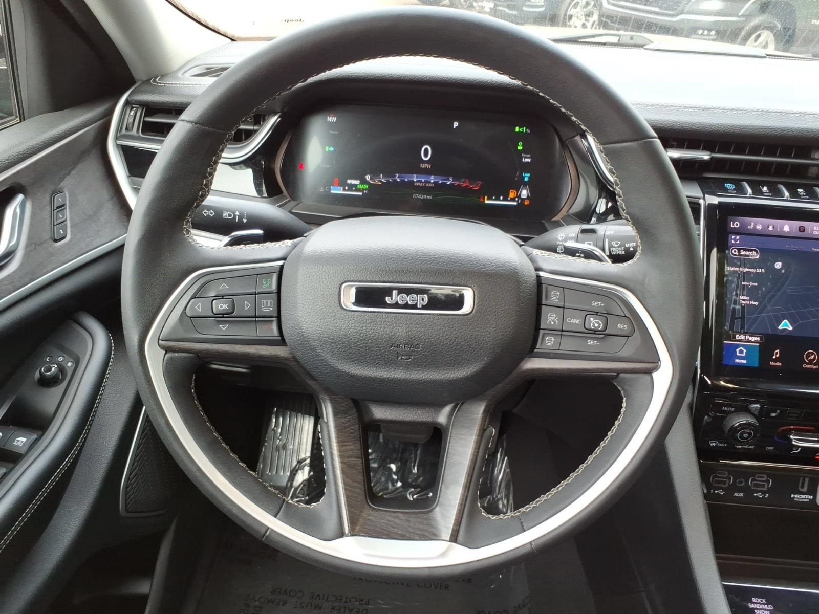 Used 2024 Jeep Grand Cherokee Limited 4xe AWD/4WD image 25
