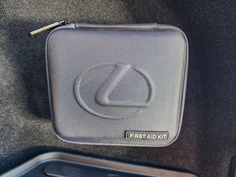 Used 2023 Lexus RX 350 Premium w/ Accessory Package AWD/4WD image 18