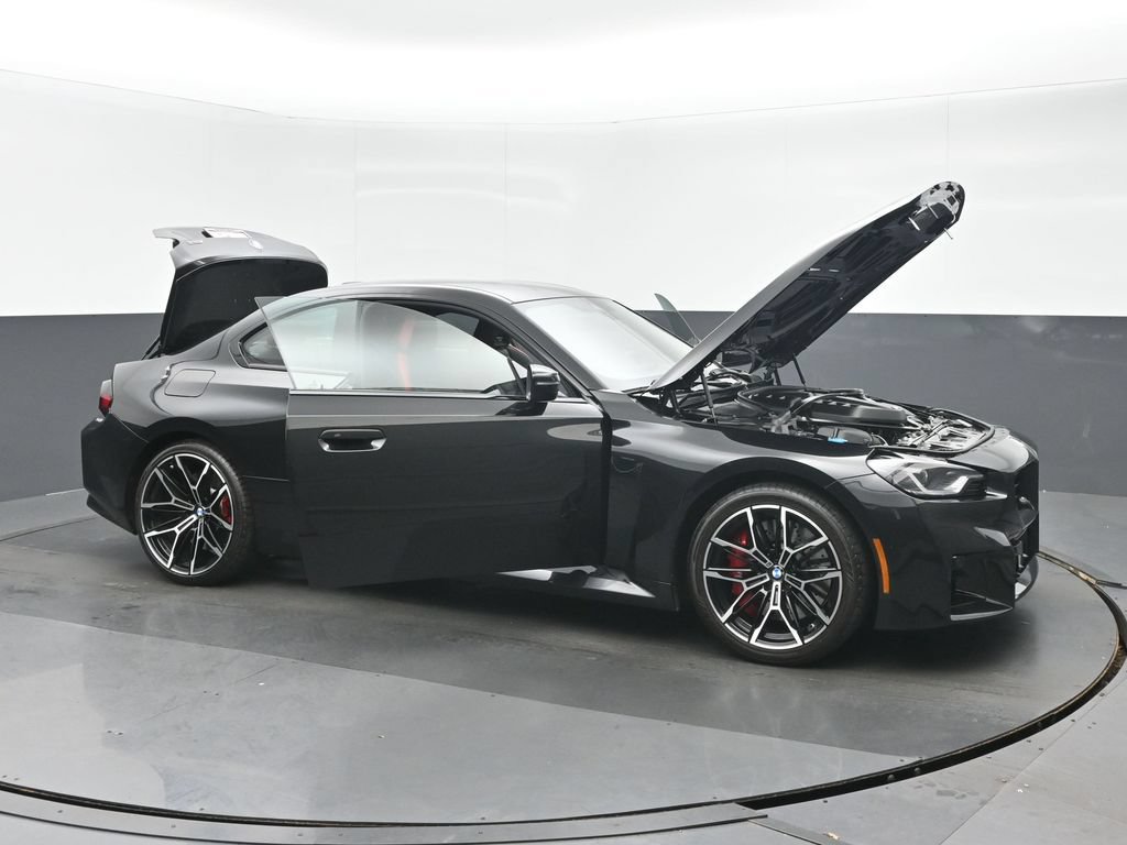 Used 2025 BMW M2 w/ Lighting Package RWD image 39