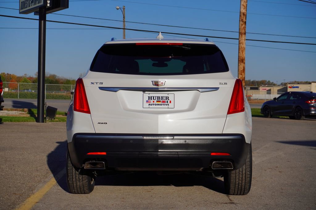 Used 2018 Cadillac XT5 Luxury w/ LPO, Sport Package image 6
