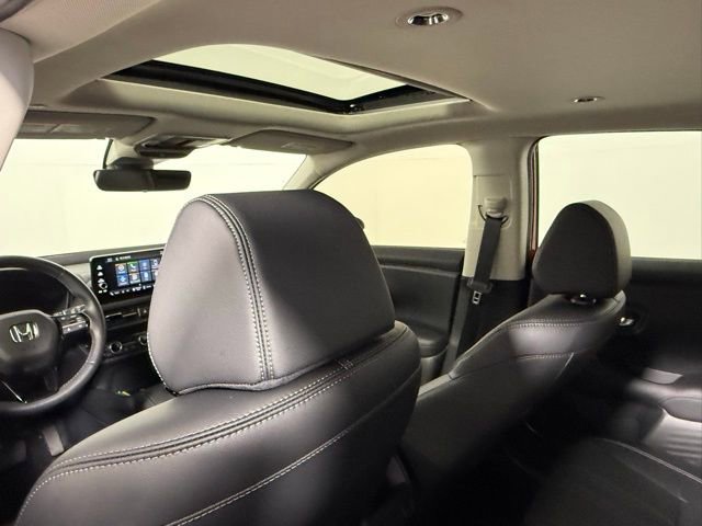 Used 2025 Honda HR-V EX-L image 36