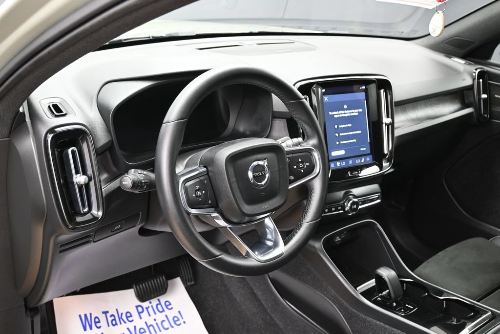 Used 2023 Volvo C40 P8 Recharge Ultimate AWD/4WD image 35
