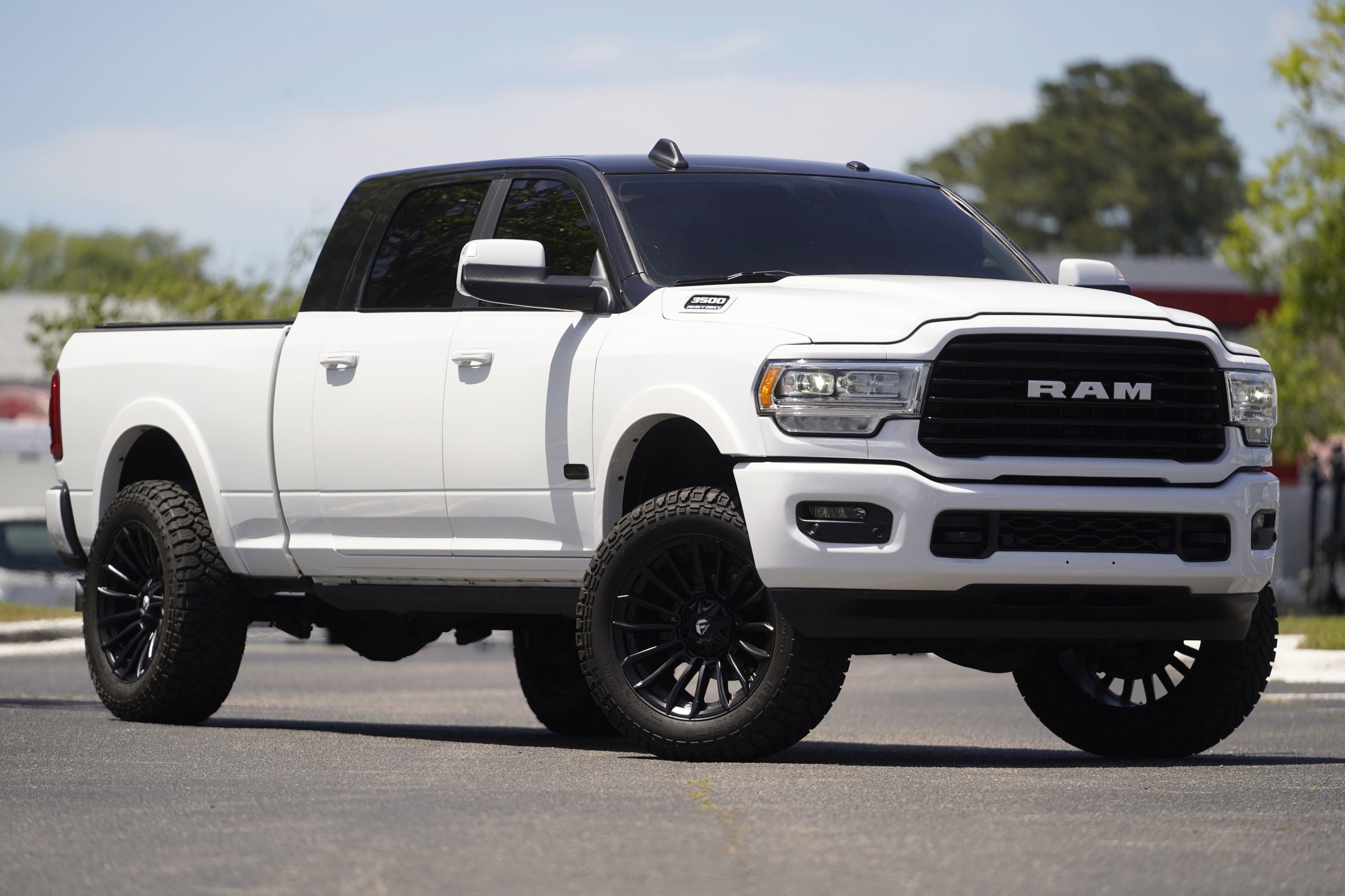 Used 2022 RAM 3500 Limited image 2