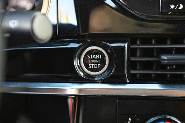 Used 2023 Nissan Pathfinder SL w/ SL Premium Package image 21