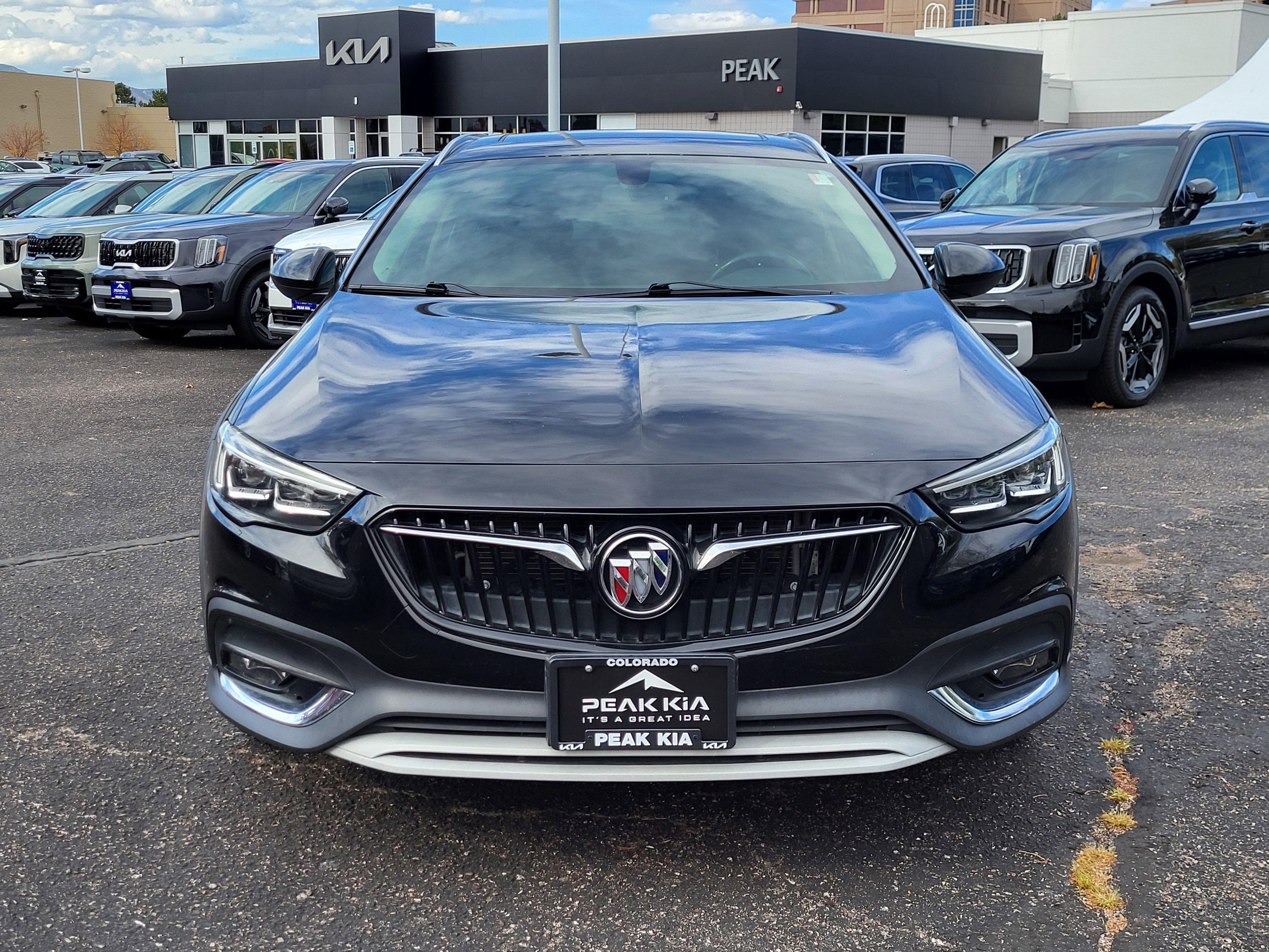 Used 2019 Buick Regal Preferred w/ Sights and Sounds Package image 6