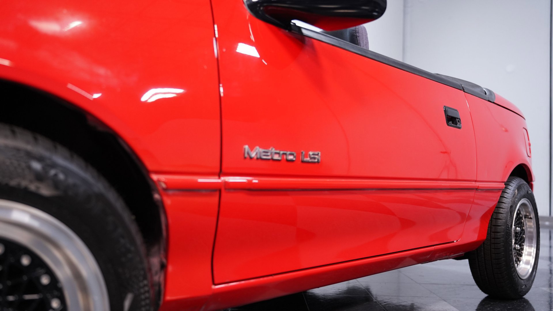 Used 1991 Geo Metro LSi image 18