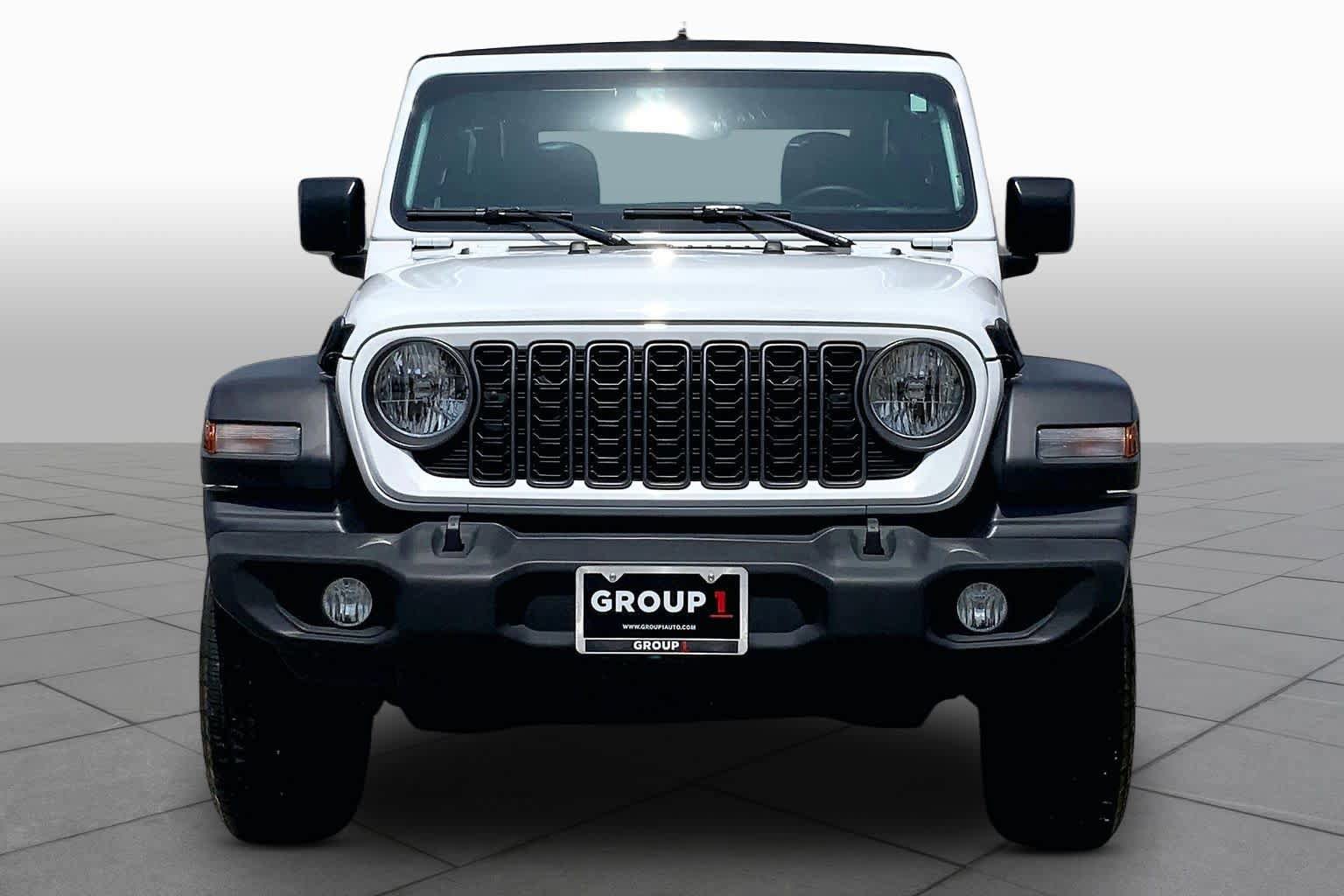 Used 2024 Jeep Wrangler Sport AWD/4WD image 4