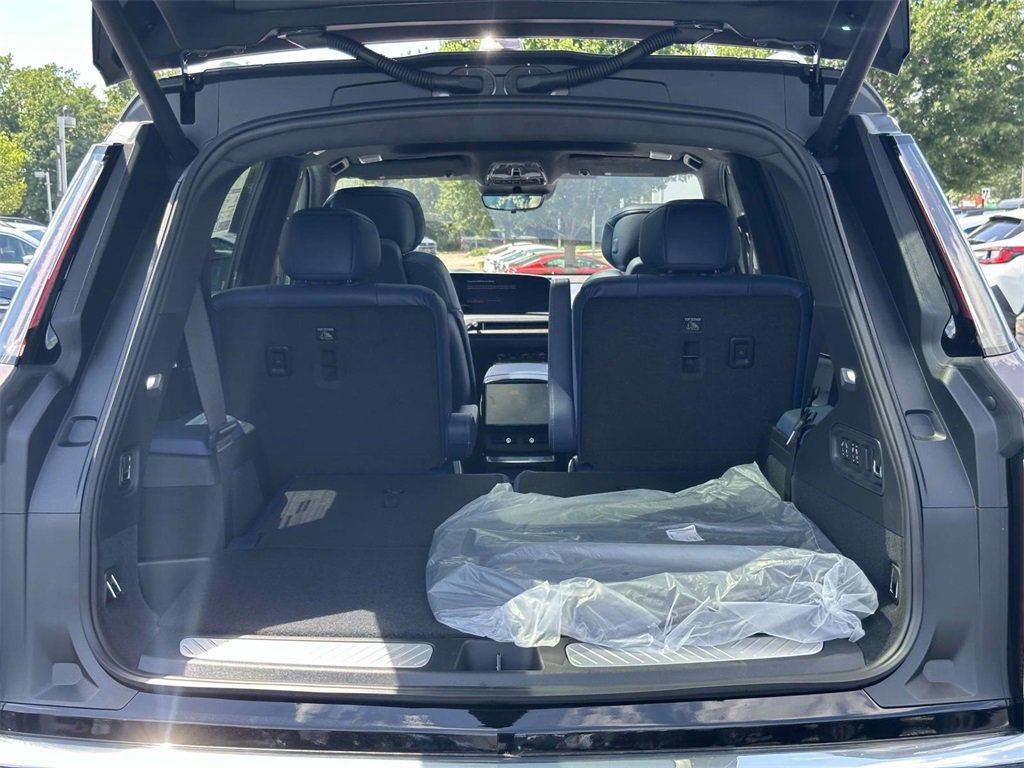 New 2026 Cadillac Vistiq Premium Luxury image 12