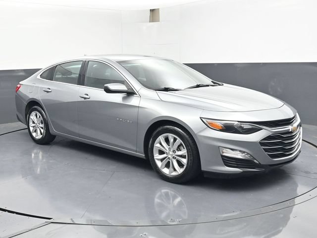 Used 2024 Chevrolet Malibu LT FWD image 2