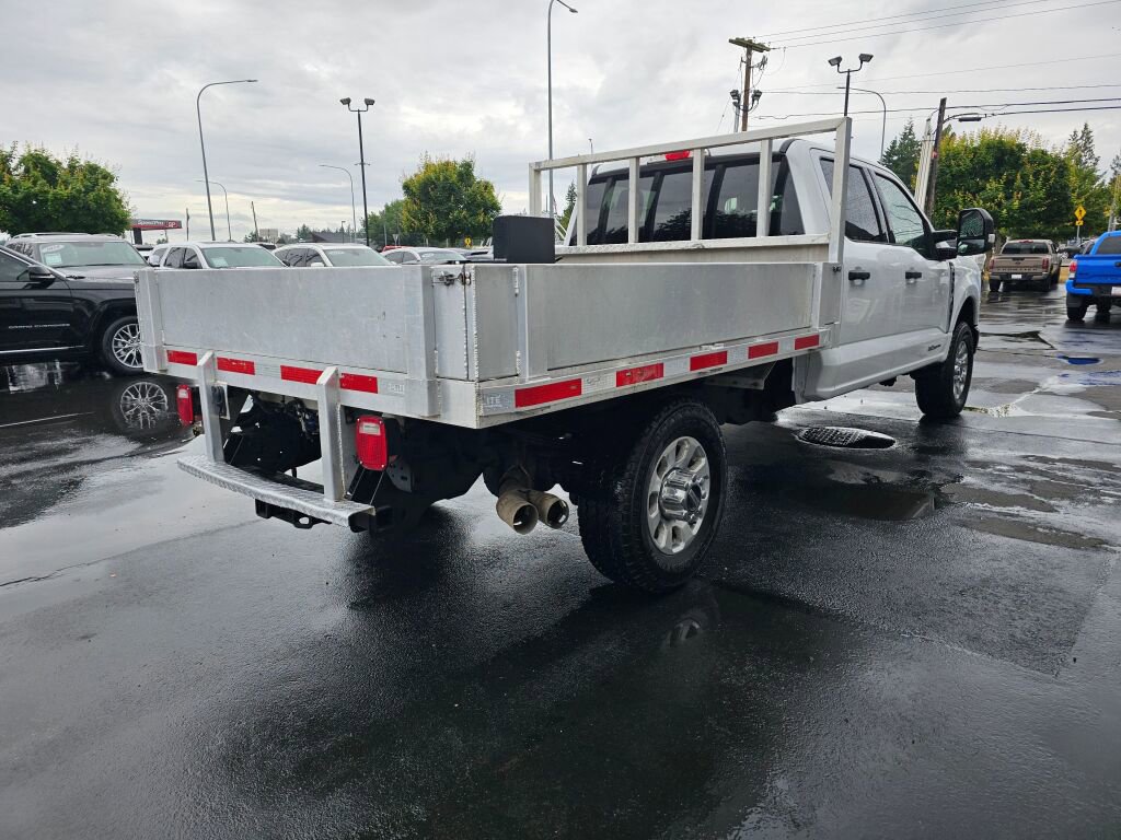 Used 2023 Ford F350 XLT image 5