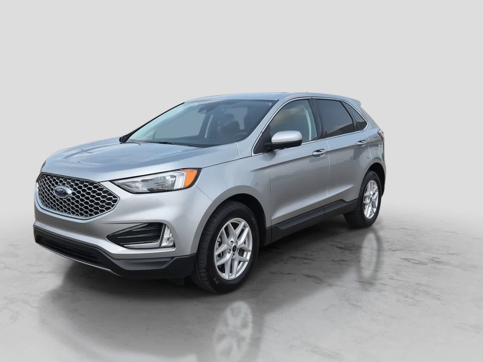 Used 2024 Ford Edge SEL w/ Convenience Package AWD/4WD image 4