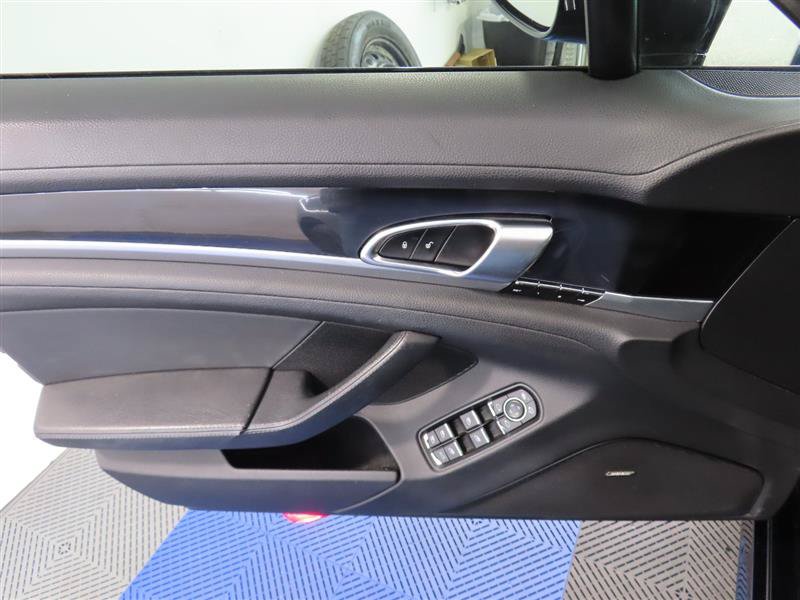 Used 2016 Porsche Panamera Edition RWD image 15