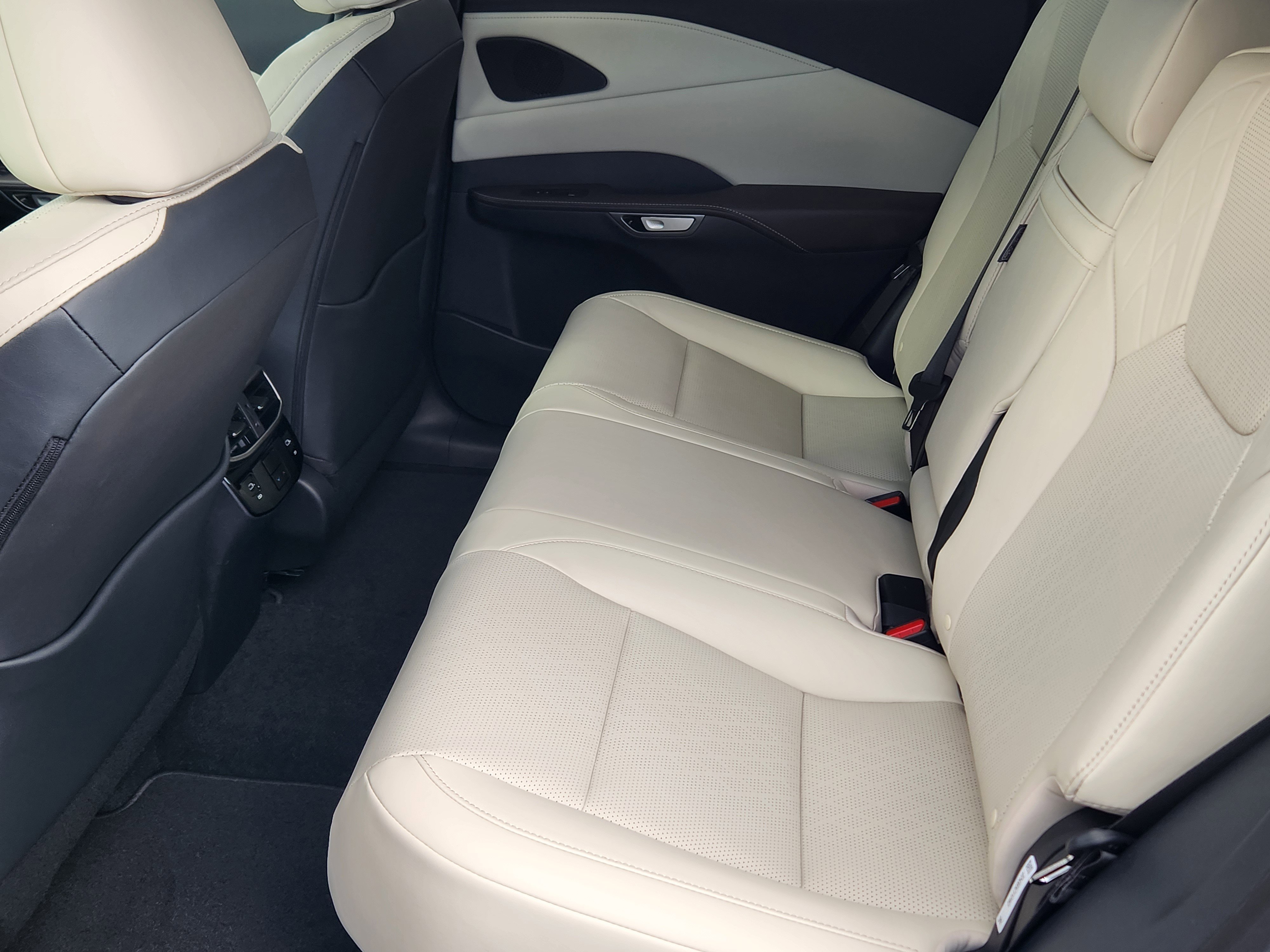 New 2026 Lexus RX 350 AWD/4WD image 18