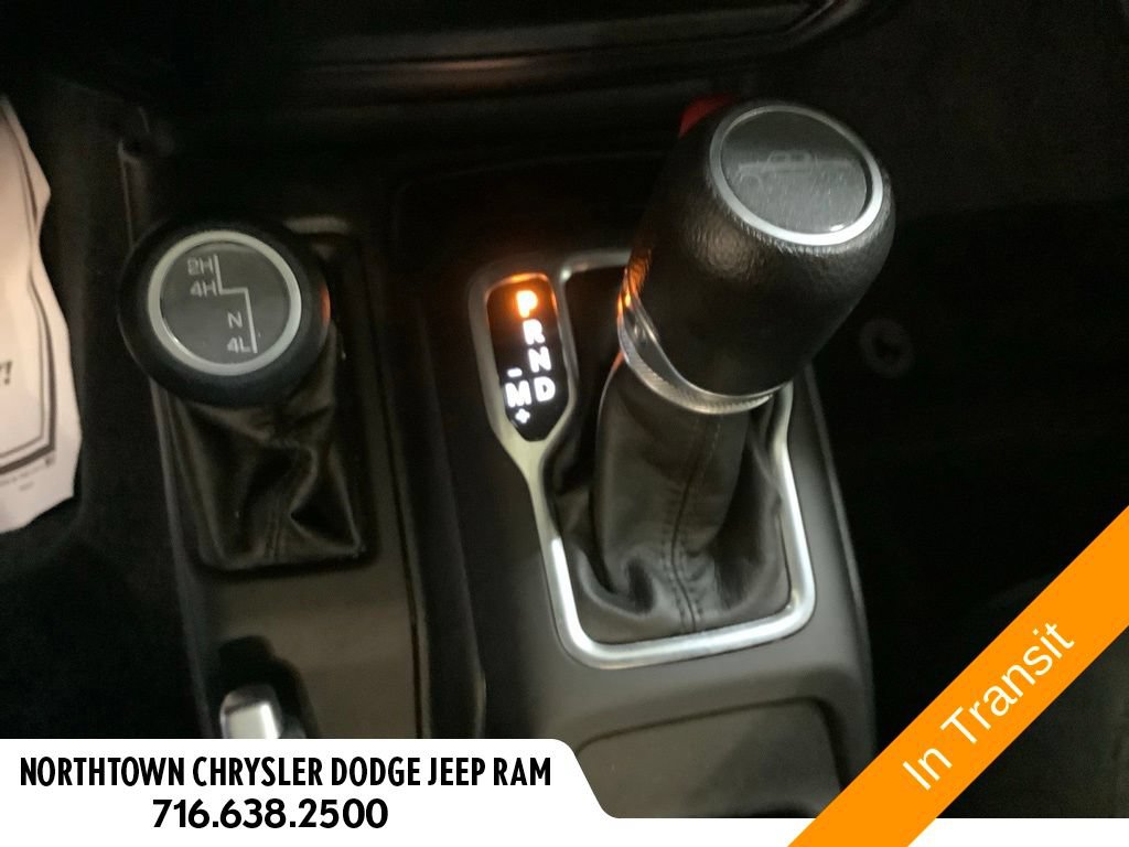 Used 2023 Jeep Gladiator Sport AWD/4WD image 30