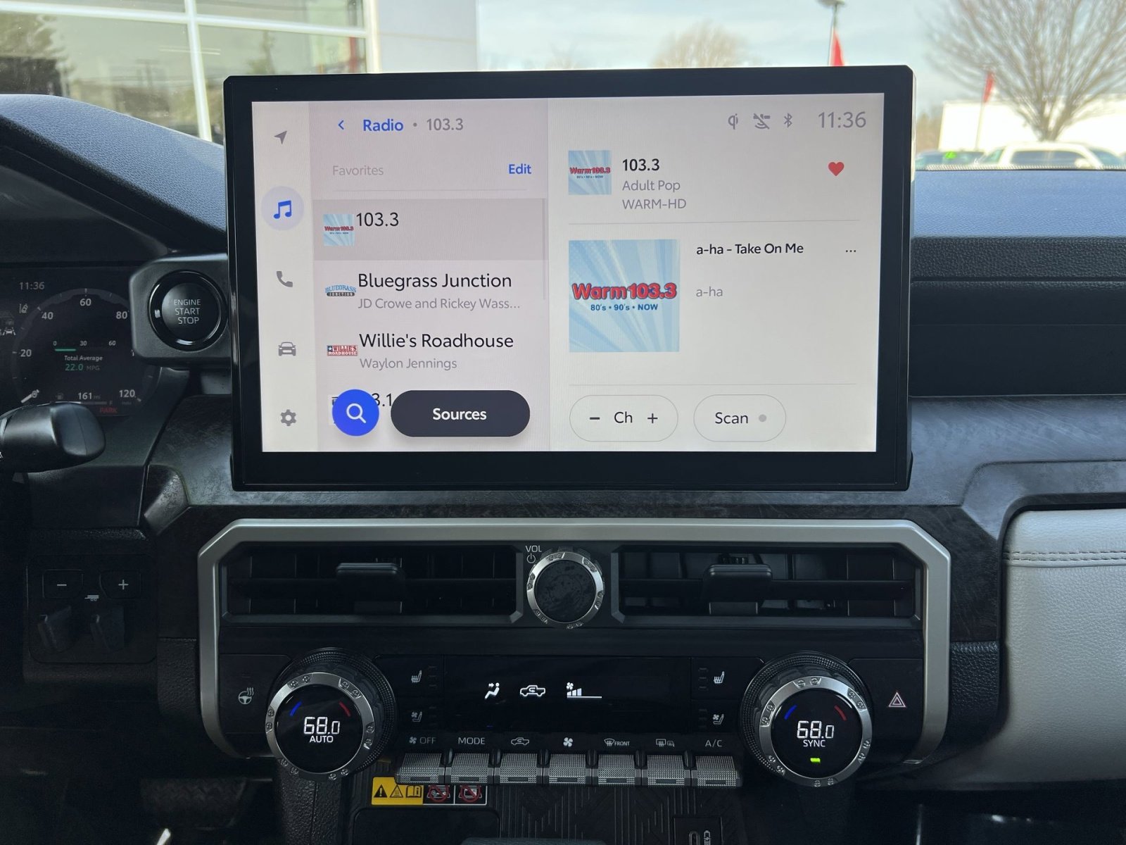 Used 2025 Toyota Tacoma Limited image 18