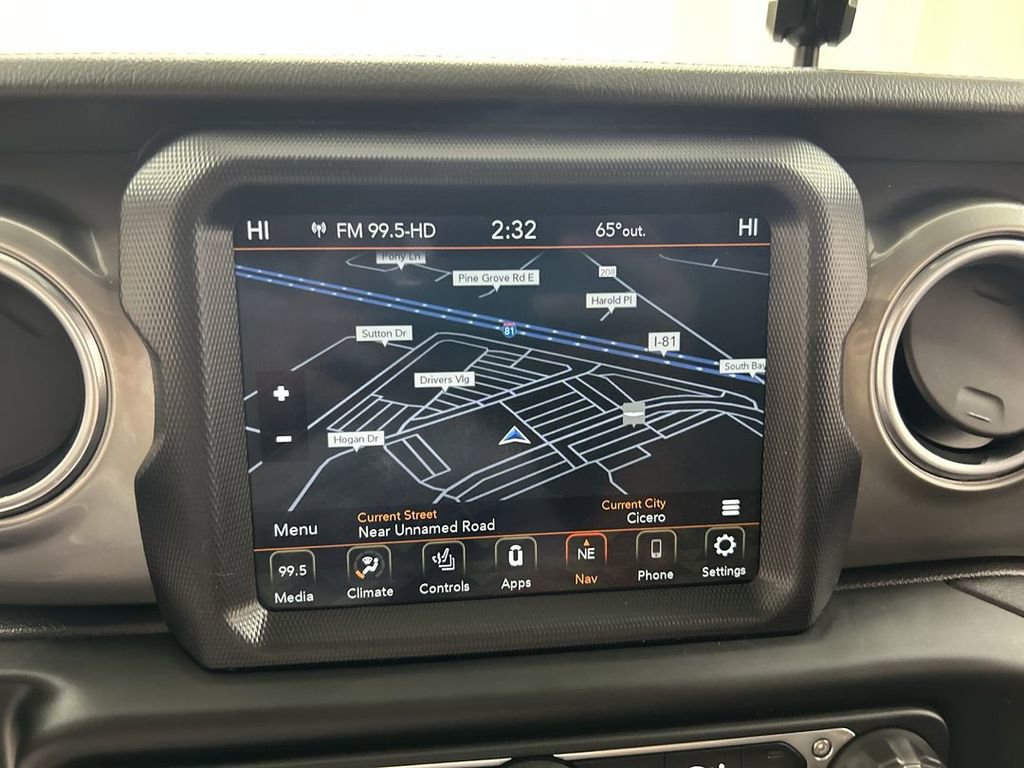 Used 2020 Jeep Wrangler Unlimited Sahara image 16