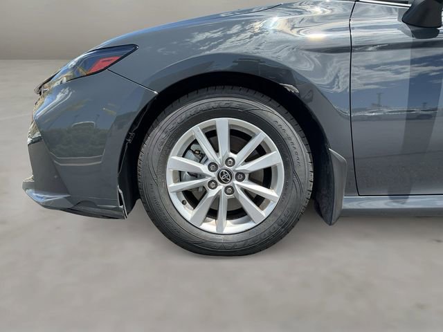 Used 2025 Toyota Camry LE w/ Convenience Package FWD image 17