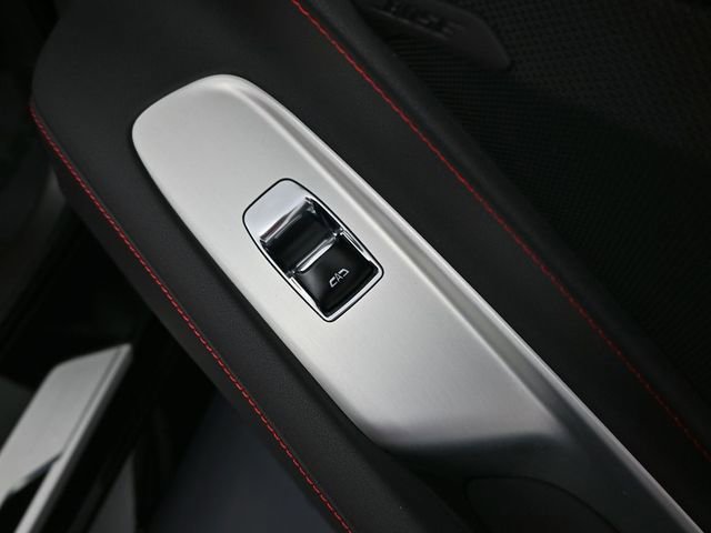 Used 2025 Chevrolet Corvette Stingray Convertible w/ 1LT image 36